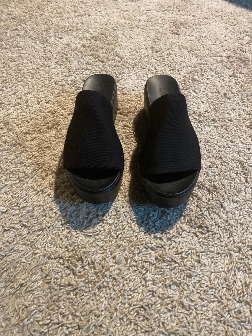 Bebe size 6 shoe